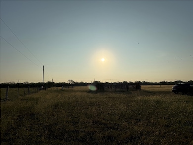 373 Cr 480( & Cr 481), Alice, TX 78332 - photo 7