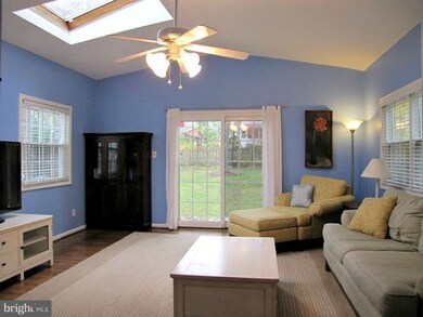 2219 Orchid Dr, Falls Church, VA 22046 - photo 6