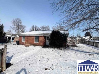 1470 S 11th St, Terre Haute, IN 47802 - photo 2