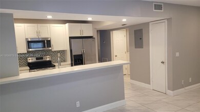 7338 NW 75th St, Tamarac, FL 33321 - photo 4