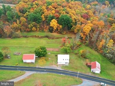 16 E Schmaltzdahl Rd, New Ringgold, PA 17960 - photo 3