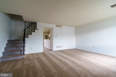 429 Colonial Dr, East Greenville, PA 18041 - photo 4