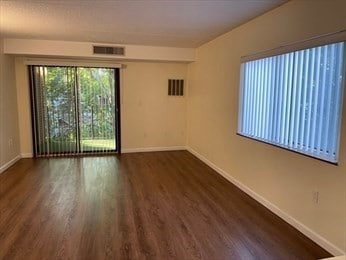 8 Nahant Place unit 301, Lynn, MA 01902 - photo 3