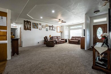 409 Montclair-7