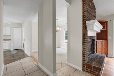 1709FieldViewRoad-07