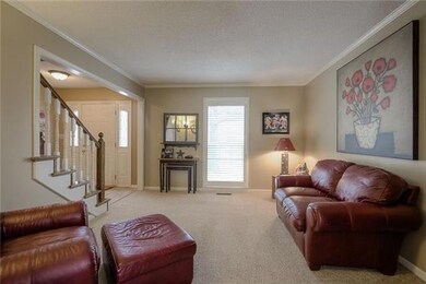 8534 Hallet St, Lenexa, KS 66215 - photo 4