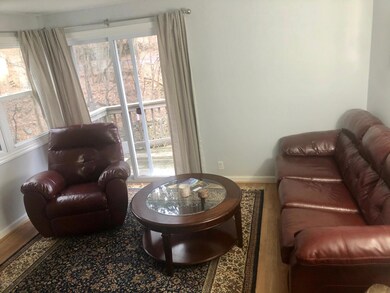 16 Concord St unit RIGHT, Greenwich, CT 06831 - photo 7