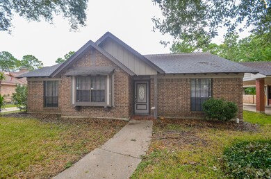 8114 Clover Gardens Dr, Houston, TX 77095 - photo 2