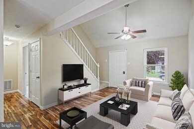 6817 Littlewood Ct, Sykesville, MD 21784 - photo 4