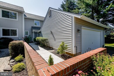 511 Chatterton Rd, Lutherville Timonium, MD 21093 - photo 3