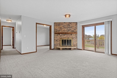 4273 Oakmede Lane-5.jpg