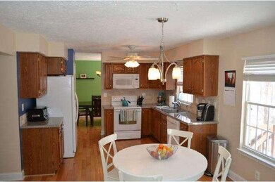 78 Jennifer Ln, Morrisville, PA 19067 - photo 6