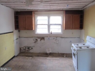 209 Walnut St, Norristown, PA 19401 - photo 4