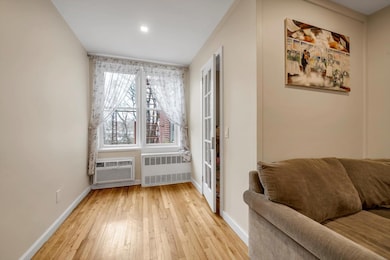 6515 Alderton St unit 3B, Rego Park, NY 11374 - photo 6