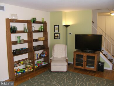 6219 Oak Hill Dr, Sykesville, MD 21784 - photo 7