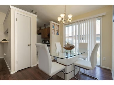 11919 Sunhillow Bend unit B, Austin, TX 78758 - photo 3