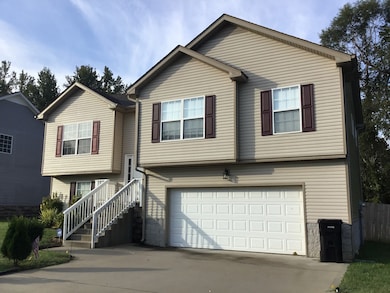 1696 Parkside Dr, Clarksville, TN 37042 - photo 2