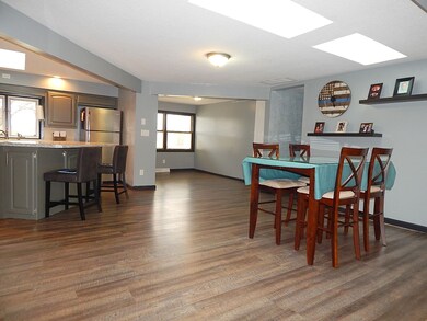 310 Toll Cir, Bluffton, IN 46714 - photo 7