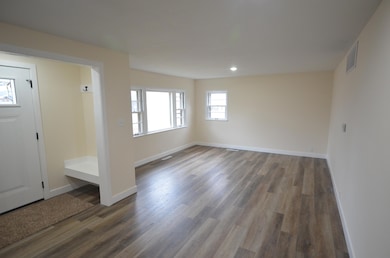 2849 S Ten Mile Dr, Jefferson City, MO 65109 - photo 5