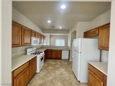 9112 Beautiful Flower Ct, Las Vegas, NV 89149 - photo 6
