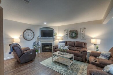 21010 Millridge St, Spring Hill, KS 66083 - photo 5