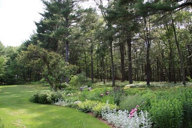 567 Strawberry Hill Rd, Concord, MA 01742 - photo 3