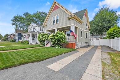 11 Huttleston Ave, Fairhaven, MA 02719 - photo 3