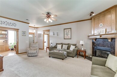 901 Kelsi Dr, Moore, OK 73160 - photo 7