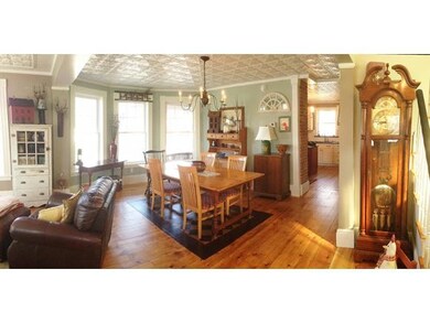 Island w/Seating