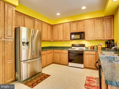 12996 Terminal Way, Woodbridge, VA 22193 - photo 5