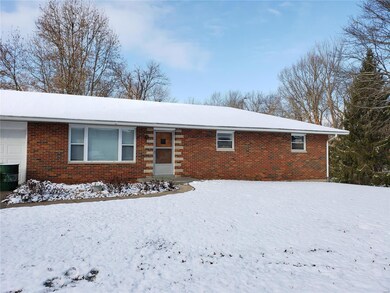 803 Valley Dr, Maryville, IL 62062 - photo 3