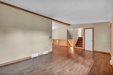 427 Valley Crest Dr, Mogadore, OH 44260 - photo 7