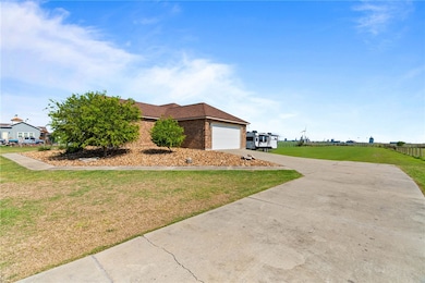 7064 Buddy Ganem Dr, Portland, TX 78374 - photo 3