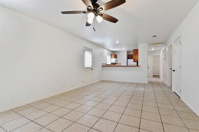 1014 W Coffin St unit 101, Denison, TX 75020 - photo 3