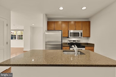 150 V St NW unit VL02, Washington, DC 20001 - photo 5