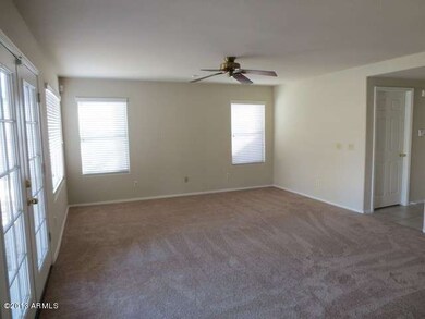 family room (2)