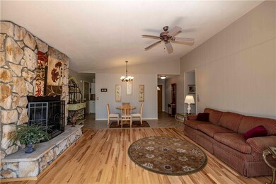 37 Basore Dr, Bella Vista, AR 72715 - photo 4