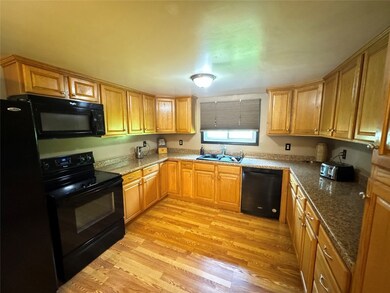 9 Second St unit 1, Binghamton, NY 13903 - photo 7