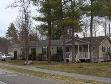 3202 Oak Point Dr, Middleboro, MA 02346 - photo 2