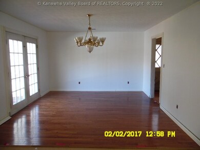 539 Midway Rd, Alum Creek, WV 25003 - photo 5