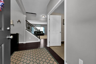 9-web-or-mls-548-longview-st
