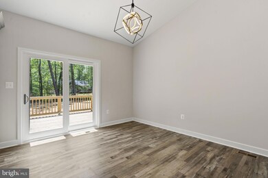 354 Woodbine Dr, Colonial Beach, VA 22443 - photo 2