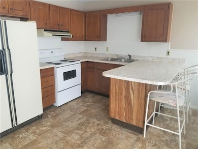 607 E Pine St, Muncie, IN 47303 - photo 3