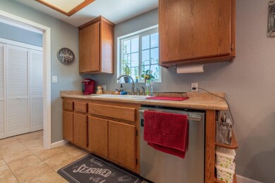 6275 Holiday Ave, Rosamond, CA 93560 - photo 6