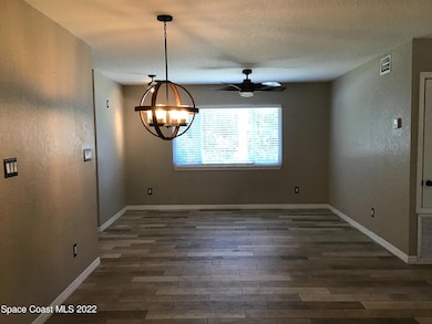 2859 Kingston Ln, Melbourne, FL 32935 - photo 7