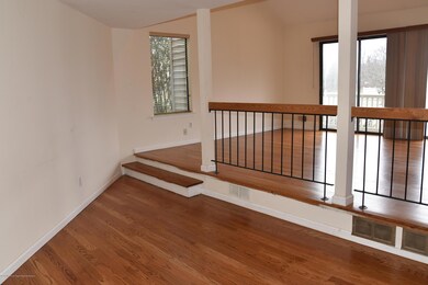 16 Cotswold Cir unit 8.16, Ocean, NJ 07712 - photo 5