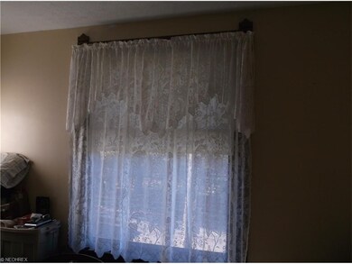 The lovely lace curtains stay