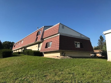 211 Ohio Ave, Whitehall, PA 18052 - photo 2