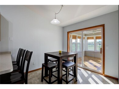 3-web-or-mls-dining area