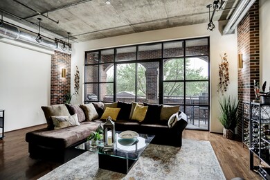 505 Bastrop St unit 203, Houston, TX 77003 - photo 5